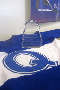 Le Bill McFarlane Award. photo: Benoit Clairoux.